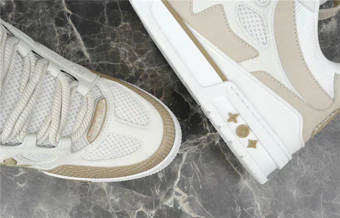 LOUIS VUITTON SKATE SNEAKER BEIGE BLANC