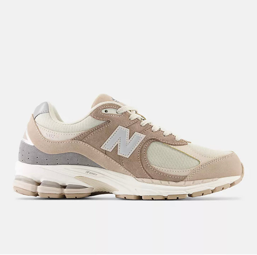 New Balance 2002R Cream - New Balance